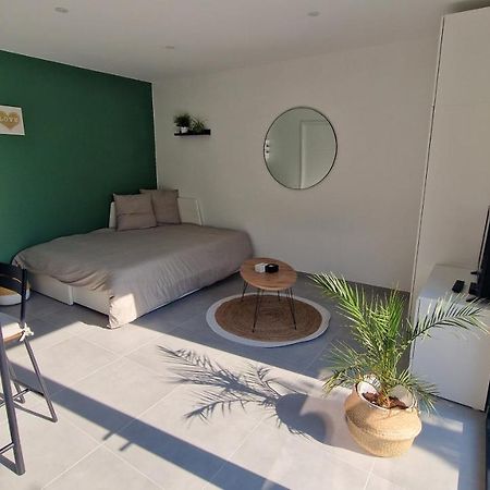 Le Patio : Studio Avec Exterieur Saint-Barthelemy-d'Anjou Eksteriør bilde