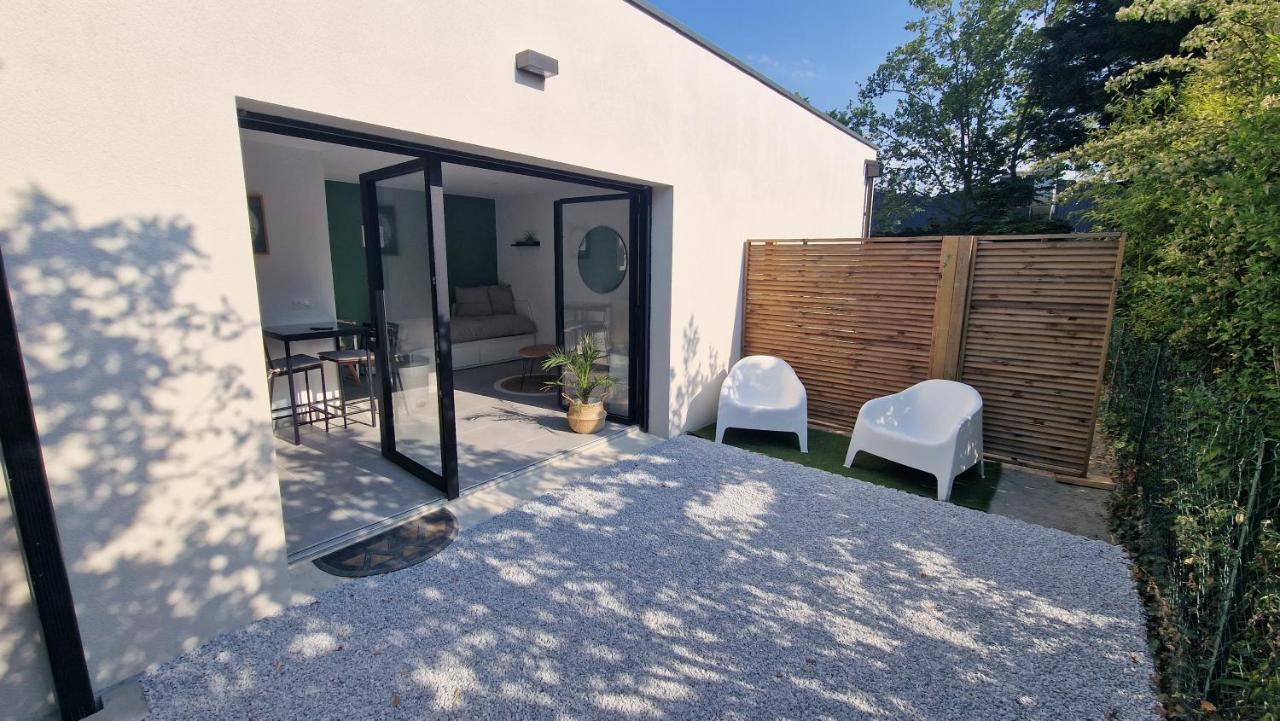 Le Patio : Studio Avec Exterieur Saint-Barthelemy-d'Anjou Eksteriør bilde